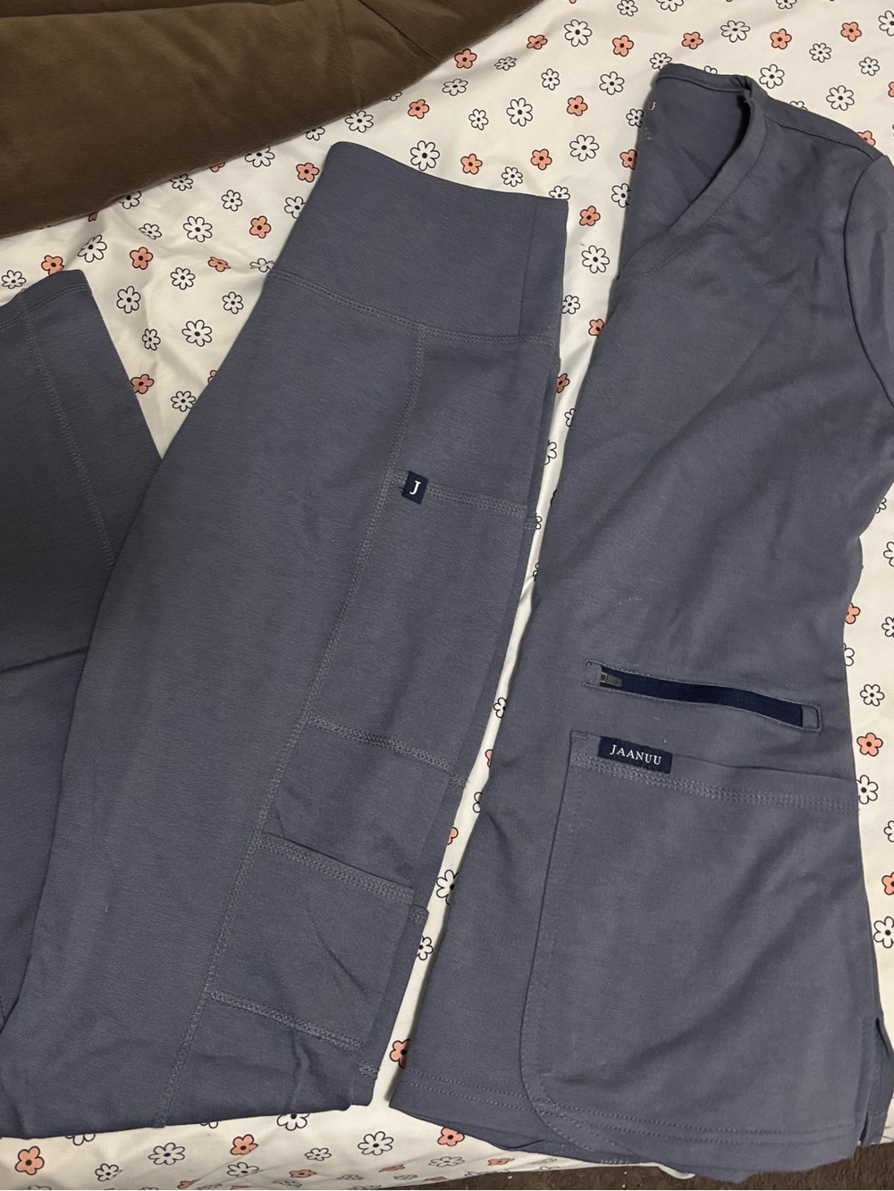 Jaanuu Gray Scrub set - Pocketed Medical Workwear